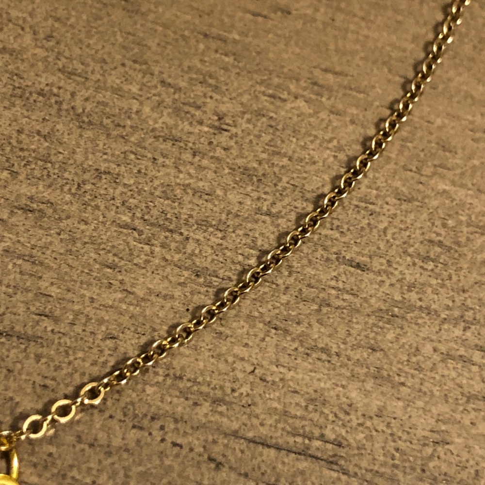 Gold Tone Heart Pendant Necklace - Picture 4 of 9